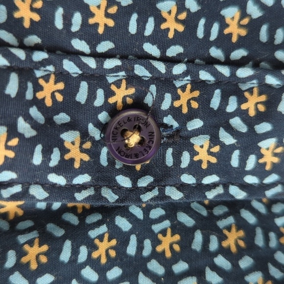 Nickel & Iron Navy Blue Abstract Print Long Sleeve Button Up Size Medium - Picture 6 of 8
